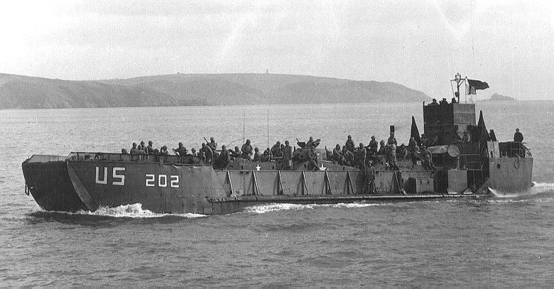 Landing Craft Tank — Wikipédia