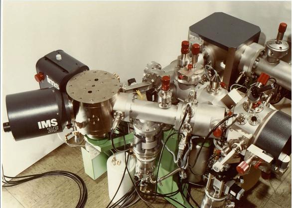 Secondary ion mass spectrometry - Wikipedia