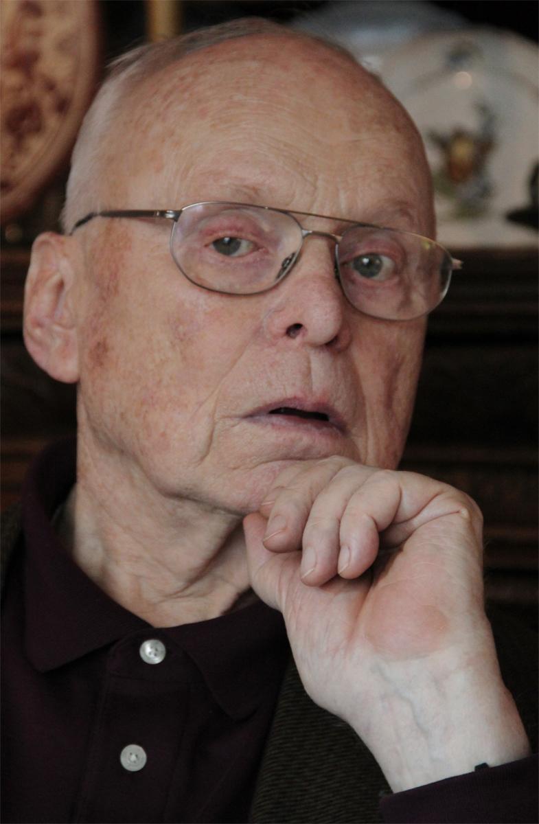 Hugo Niebeling - Wikipedia