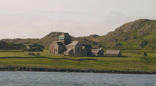 Iona - Wikipedia