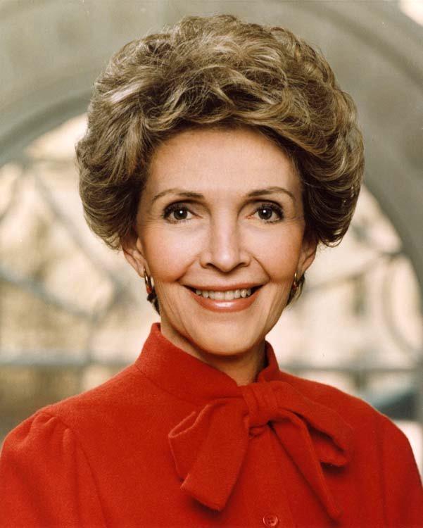 Nancy Reagan — Wikipédia