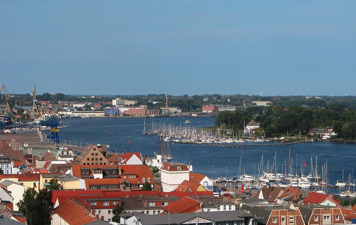 Rostock — Wikipédia