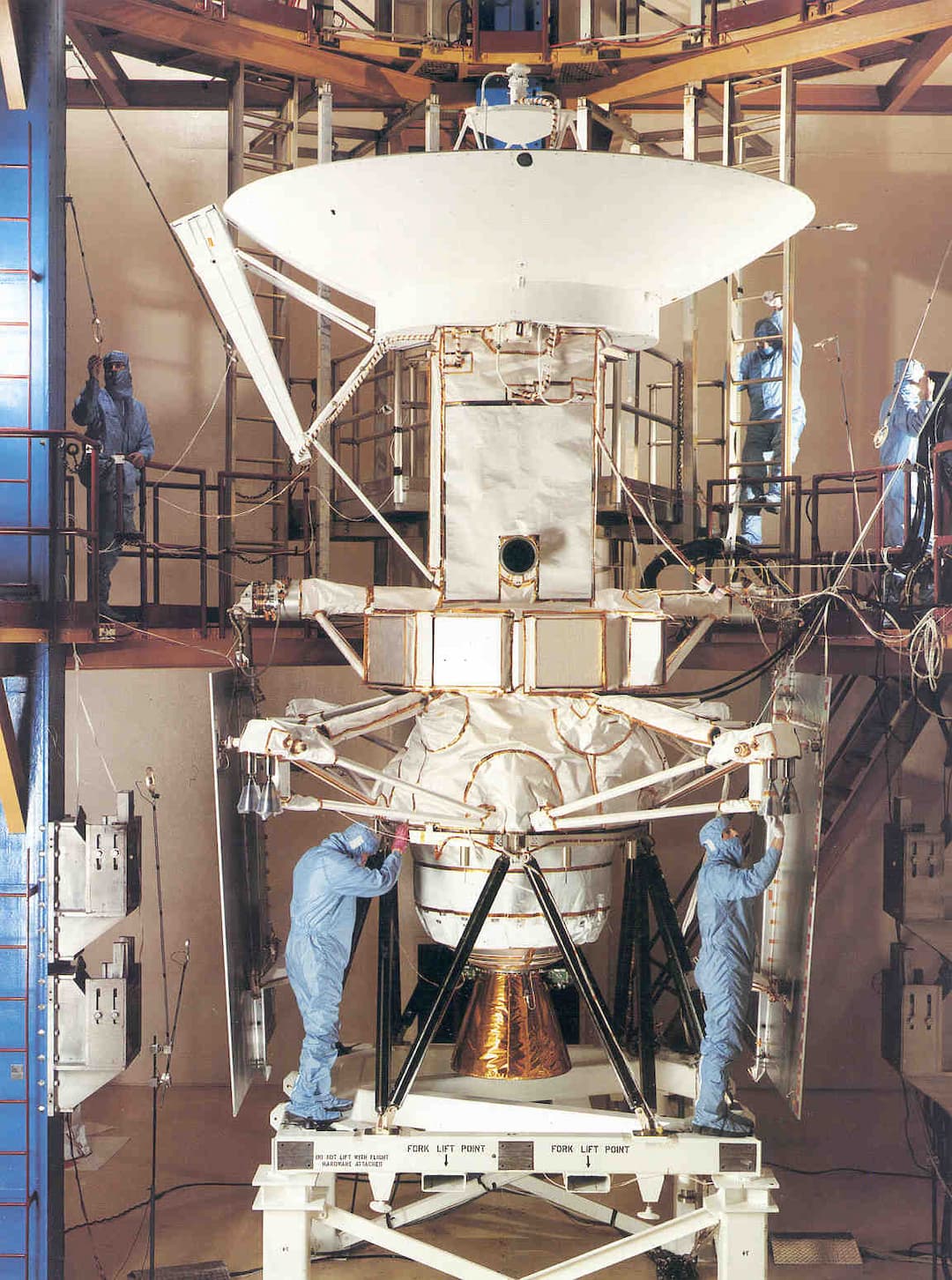 Magellan (spacecraft) - Wikipedia