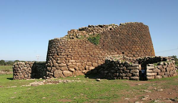 Nuraghe - Wikipedia