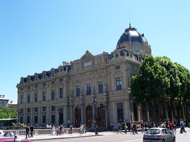 Tribunal de commerce - Wikipedia