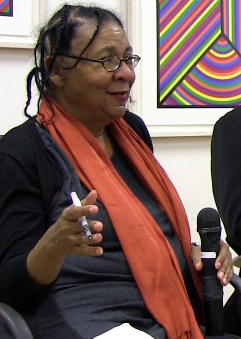 bell hooks - Wikipedia