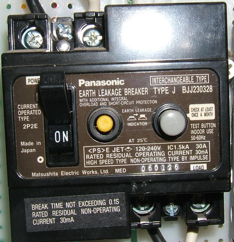 Earth-leakage circuit breaker - Wikipedia