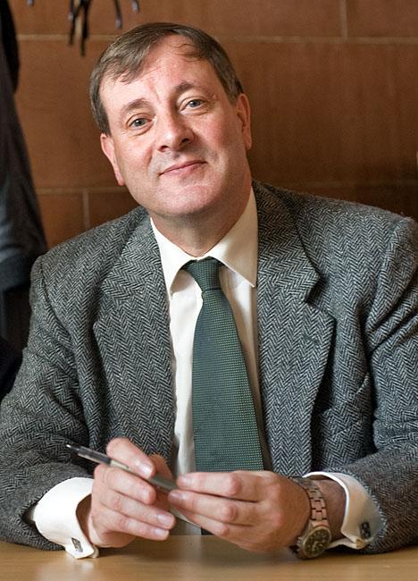 Alister McGrath - Wikipedia