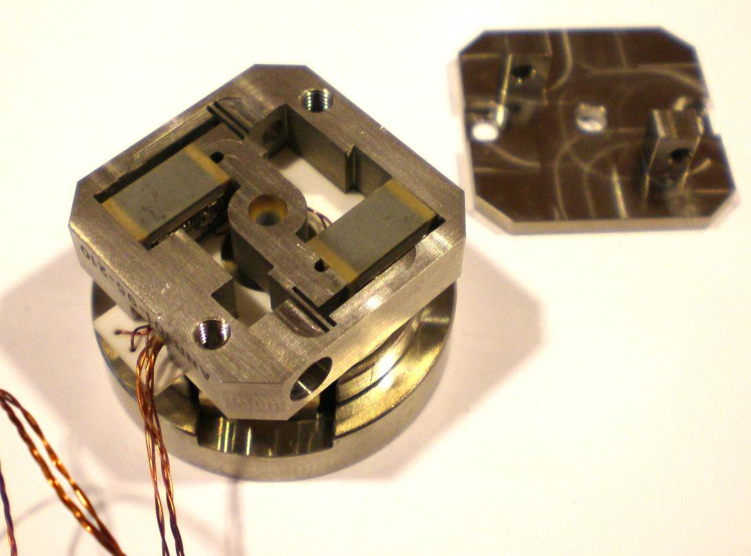 Piezoelectric motor - Wikipedia