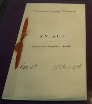 Constitution de l'Australie — Wikipédia