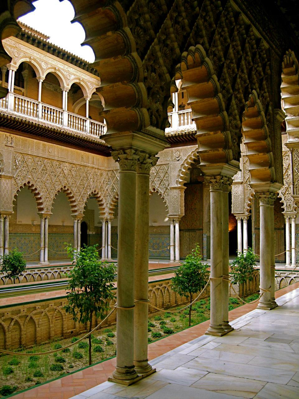 Alcazar (architecture) — Wikipédia
