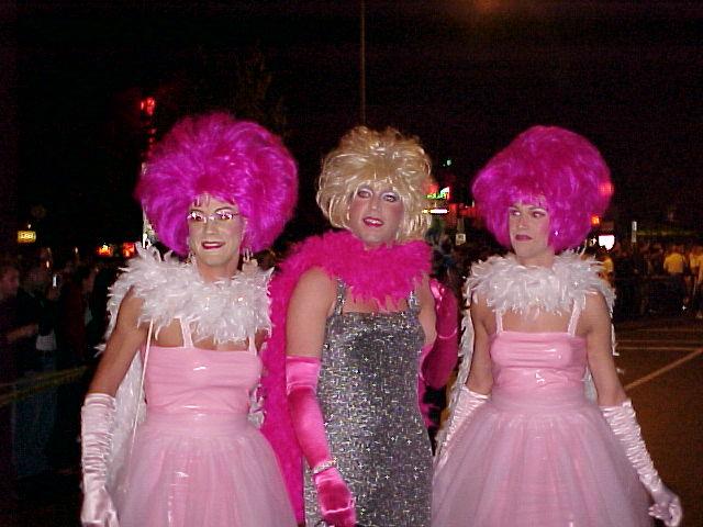 Drag (entertainment) - Wikipedia