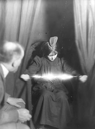 Mediumship - Wikipedia