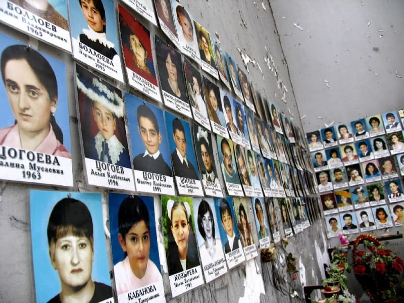 Prise d'otages de Beslan — Wikipédia