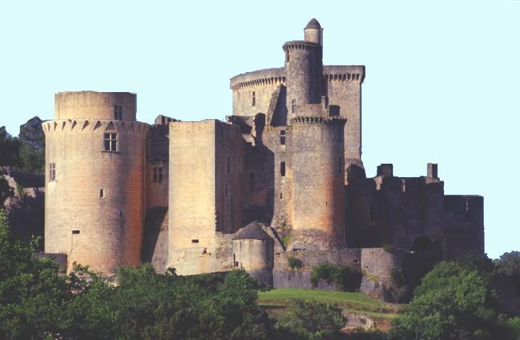 Château fort — Wikipédia
