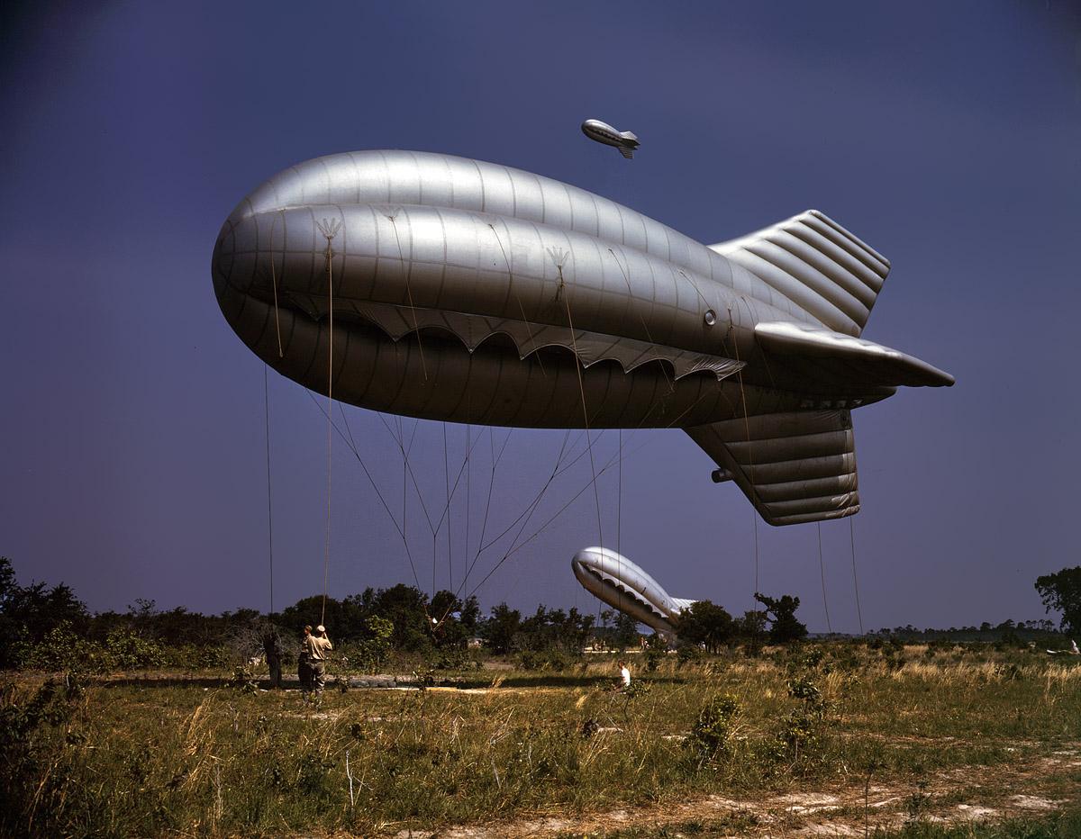 Barrage balloon - Wikipedia