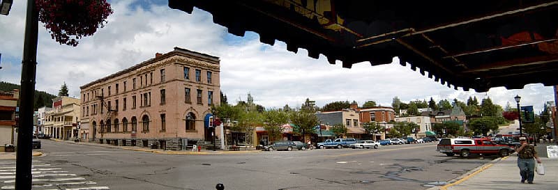 Rossland (Colombie-Britannique) — Wikipédia