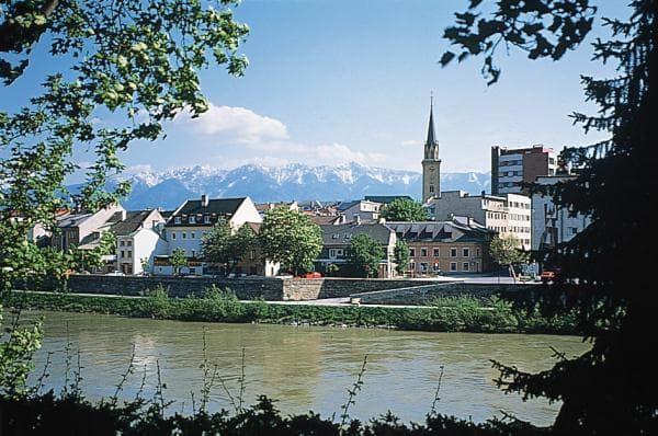 Villach — Wikipédia