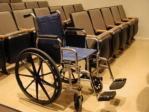 Fauteuil roulant — Wikipédia