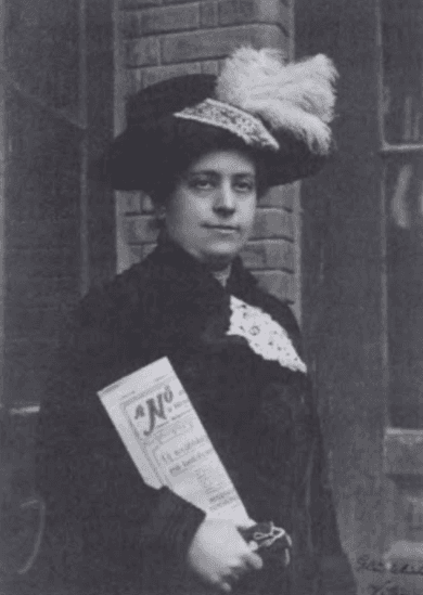 Vilma Glücklich — Wikipédia