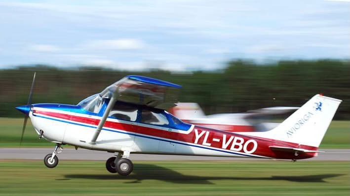 Cessna 172 — Wikipédia