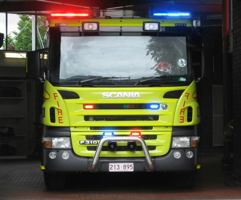 Emergency vehicle lighting - Wikipedia