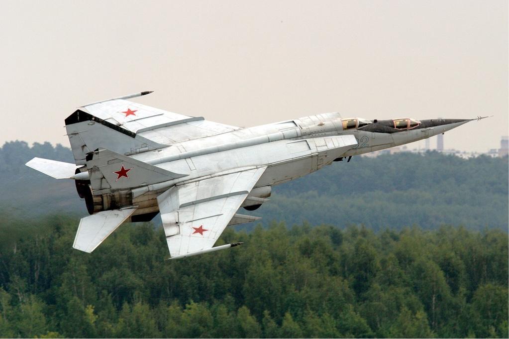 Mikoyan-Gurevich MiG-25 - Wikipedia