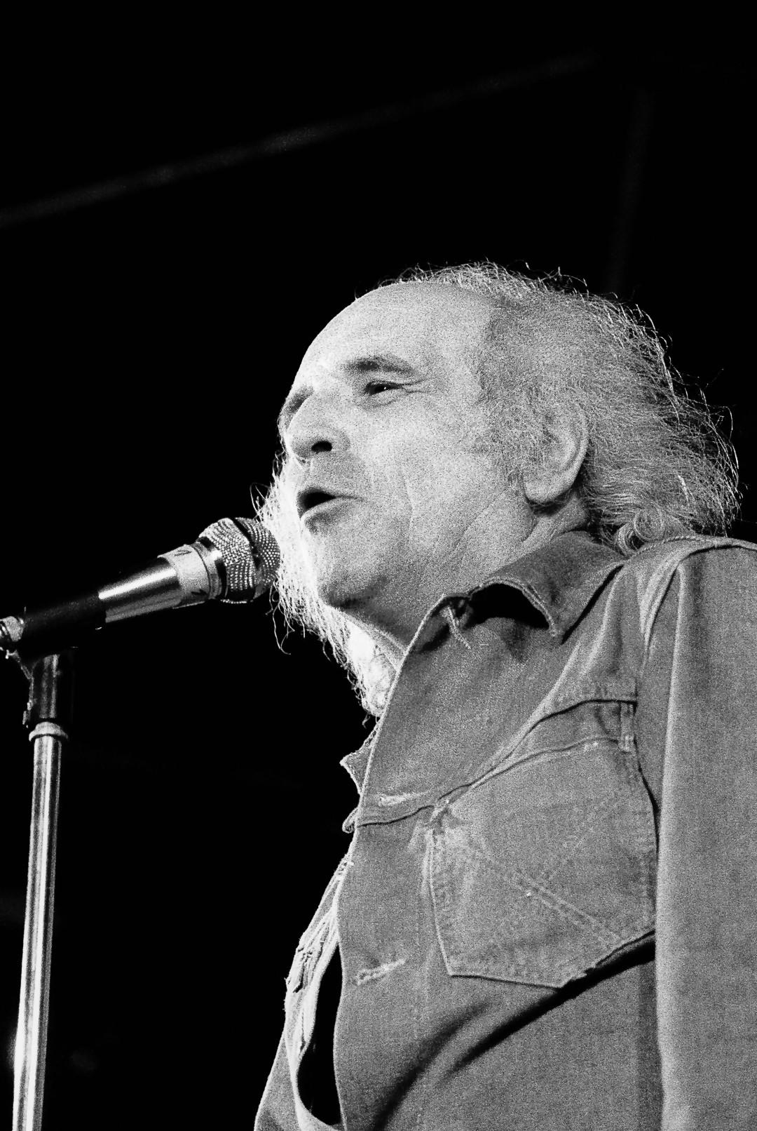 Léo Ferré - Wikipedia