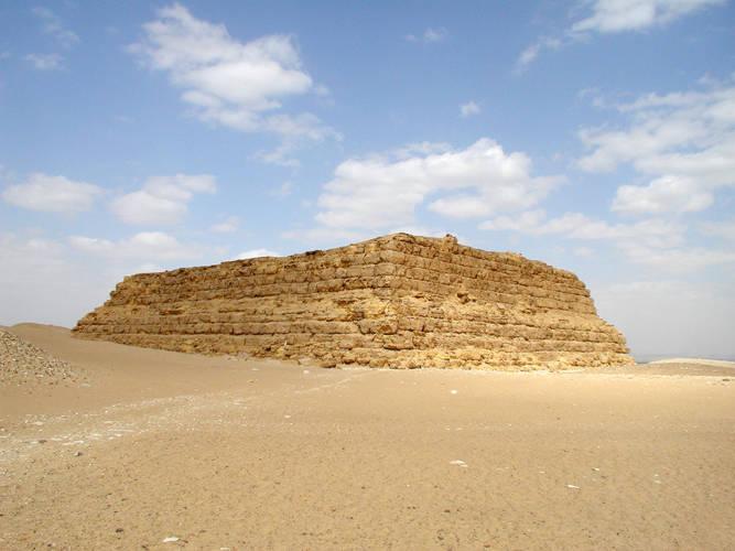 Mastaba - Wikipedia