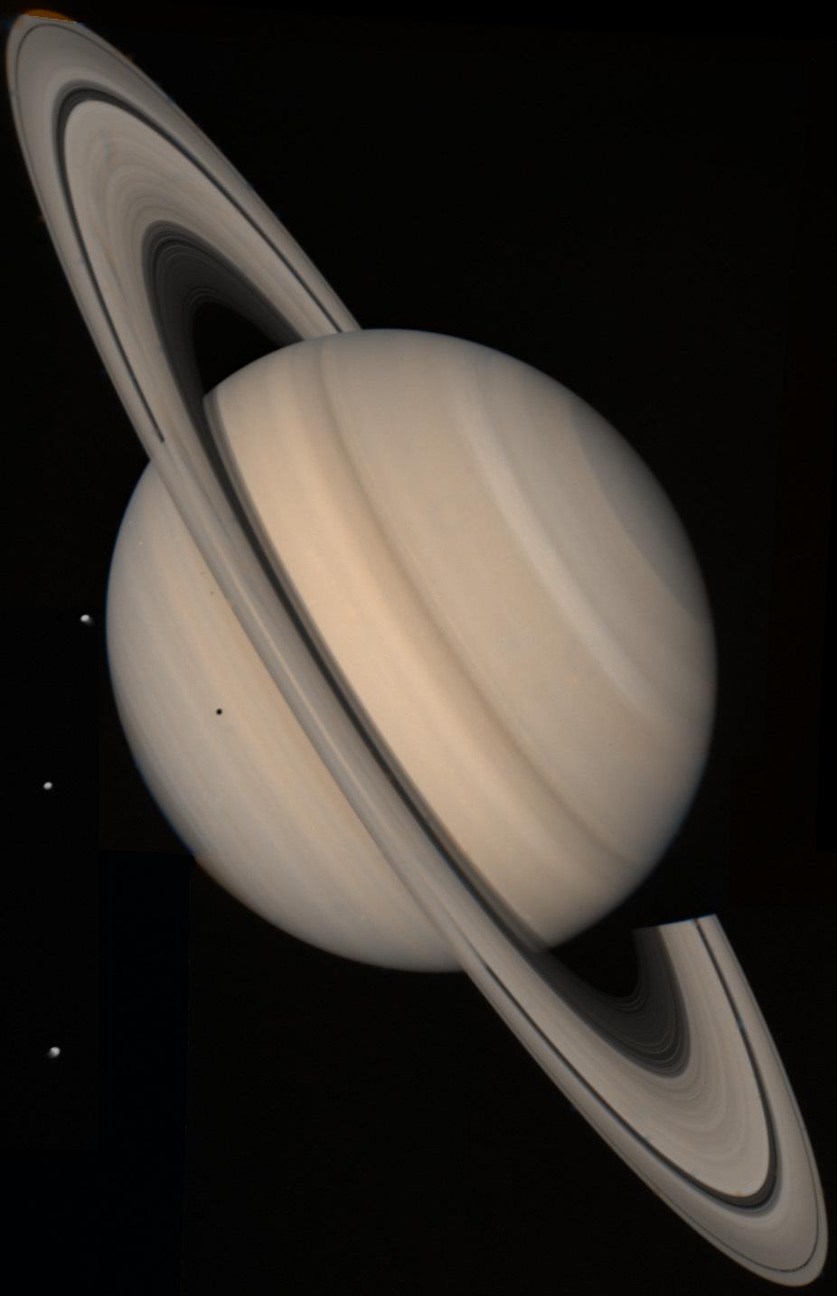 Anneaux de Saturne — Wikipédia