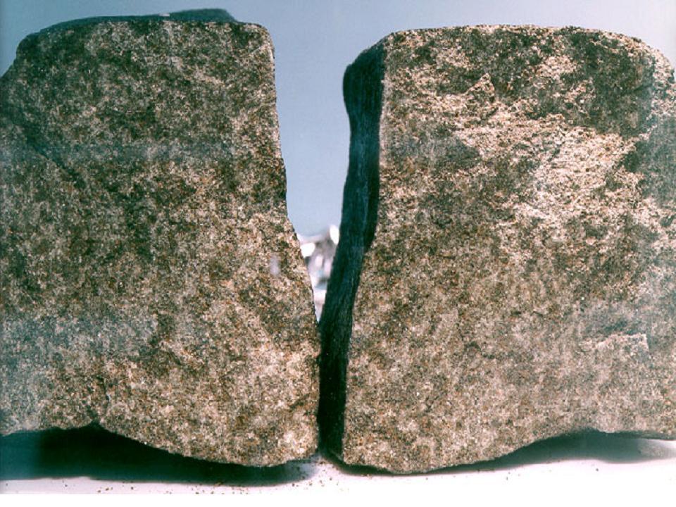 Nakhla meteorite - Wikipedia