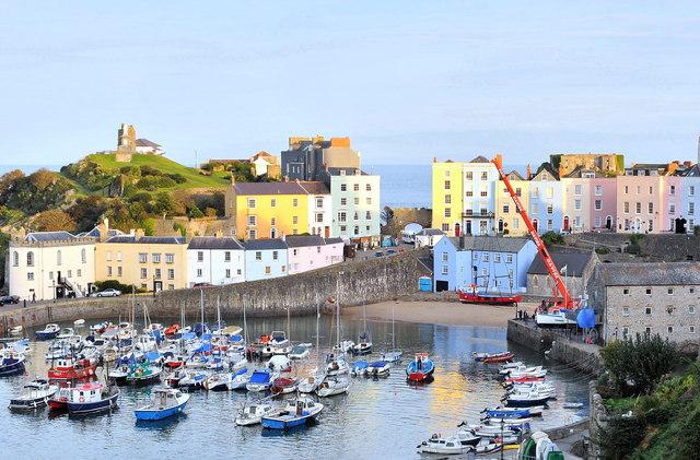 Tenby — Wikipédia