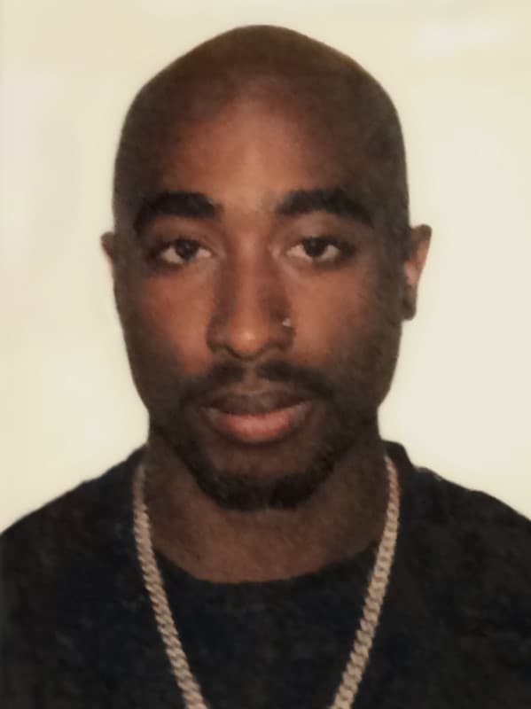 Tupac Shakur — Wikipédia