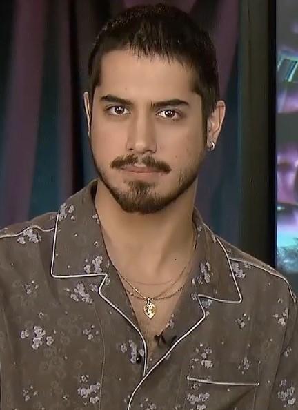Avan Jogia — Wikipédia