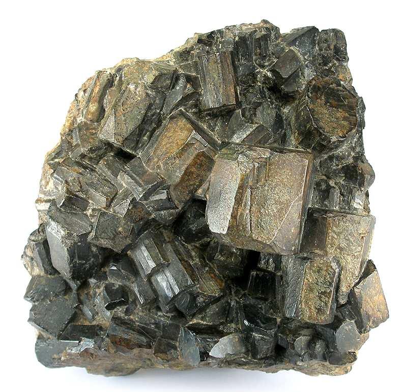 Cordierite - Wikipedia