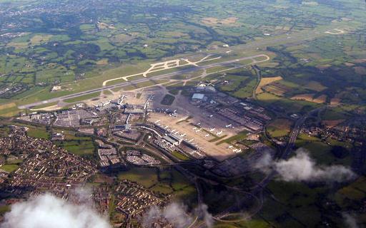 Manchester Airport - Wikipedia