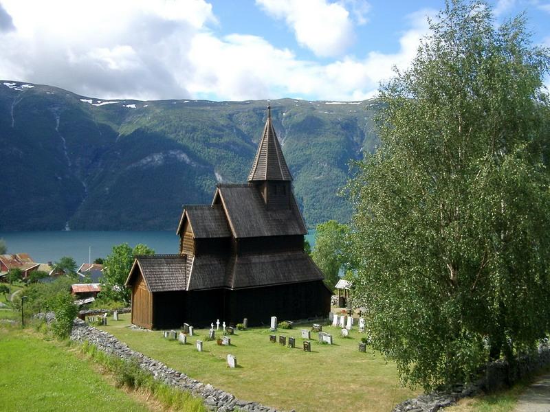 Stavkirke d'Urnes — Wikipédia