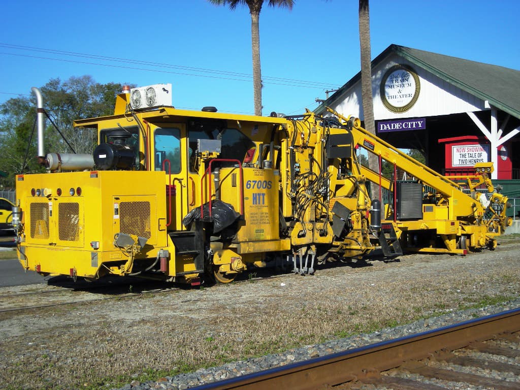 Tamping machine - Wikipedia