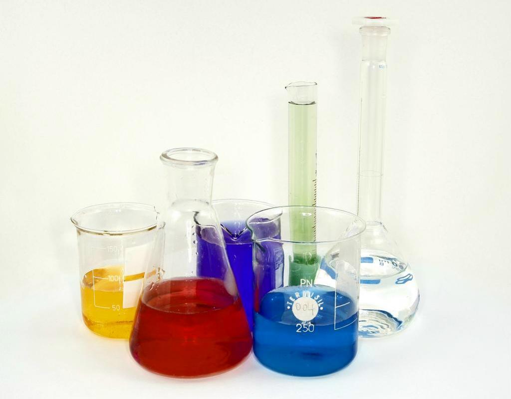 Laboratory glassware - Wikipedia