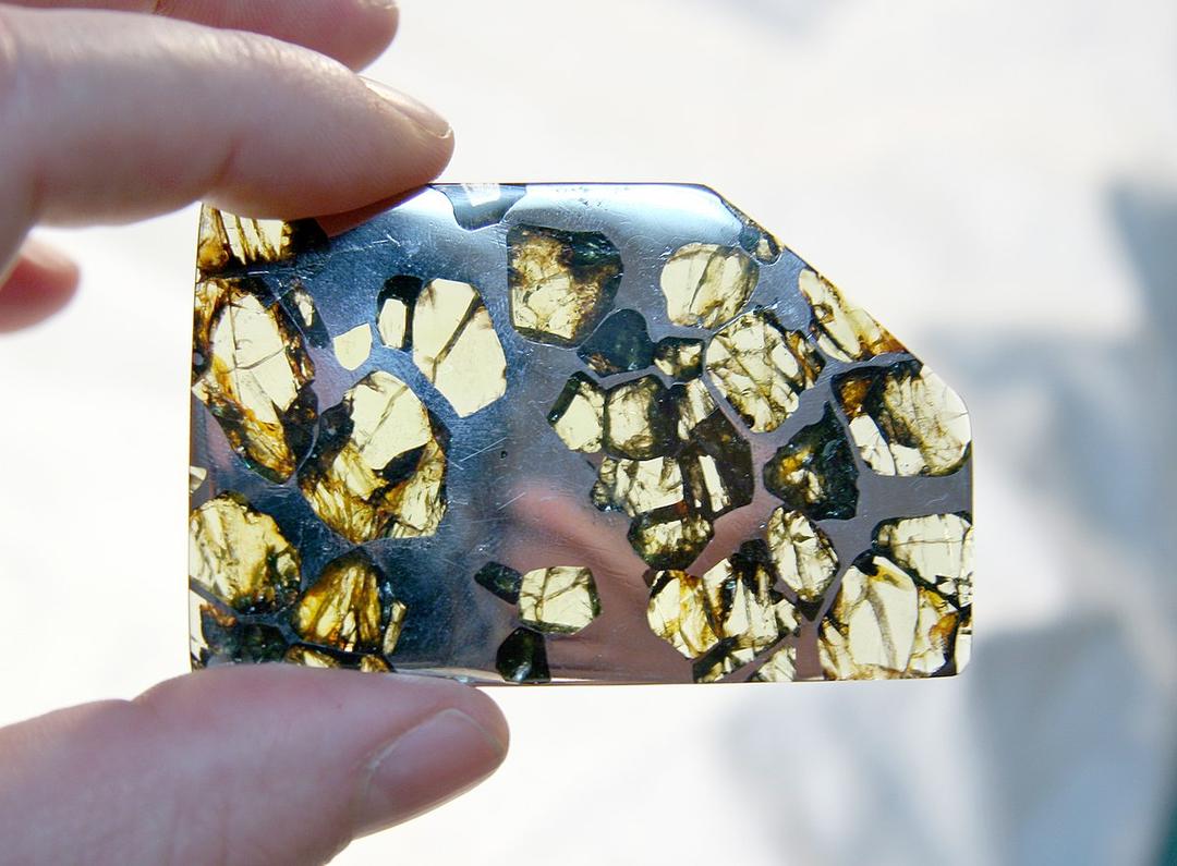 Pallasite - Wikipedia