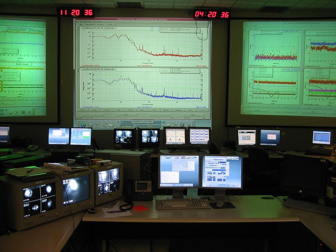 Astronomie gravitationnelle — Wikipédia