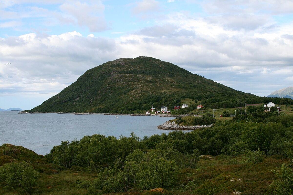 Kvæfjord — Wikipédia