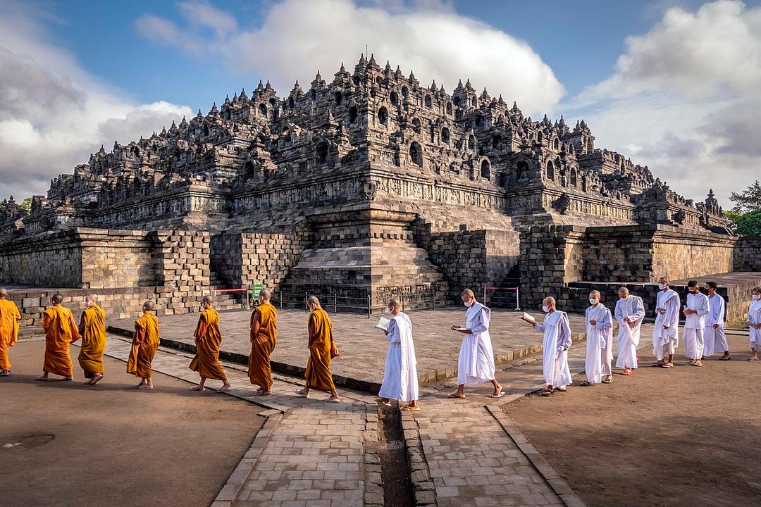 Borobudur - Wikipedia