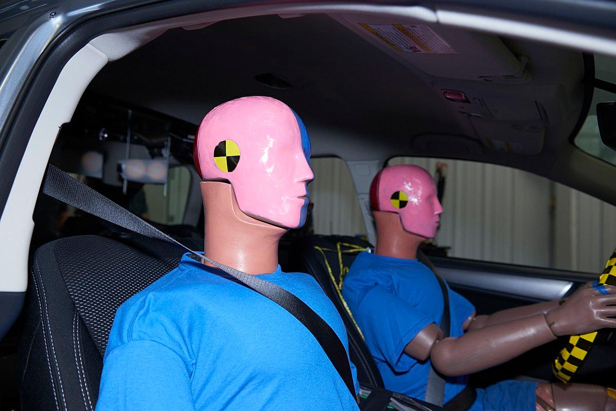 Crash test dummy - Wikipedia