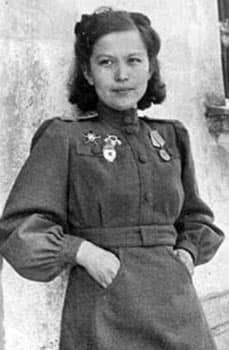 Khiuaz Dospanova - Wikipedia